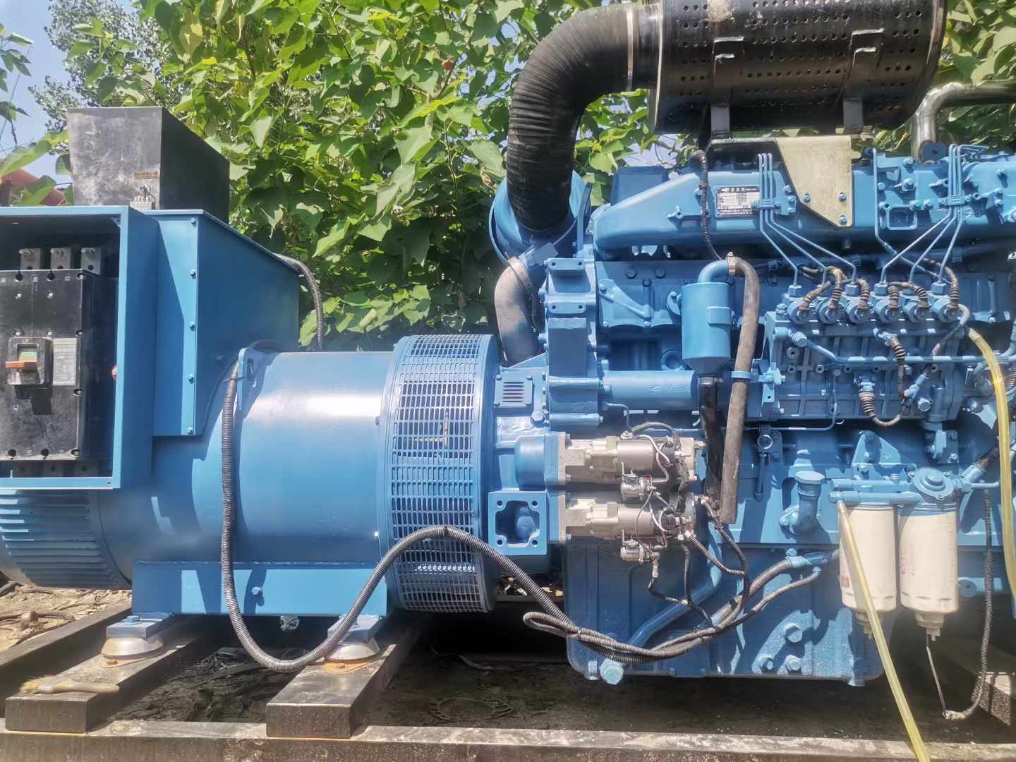 南岸详细说明降低 800kW 柴油发电机输出电流波动的方法