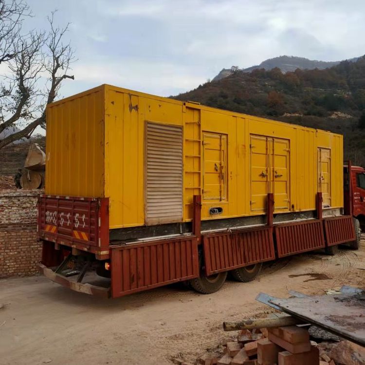 南岸200kW 发电机组在带电阻性负载时，输出功率会受到哪些因素的影响？