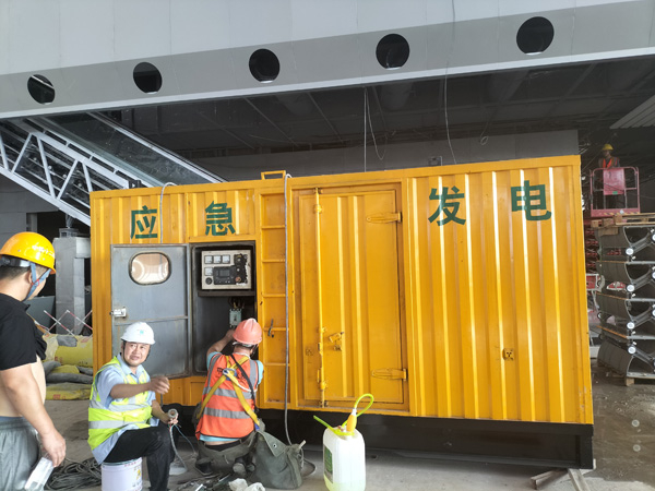 南岸怎样判断空气滤清器是否需要更换？