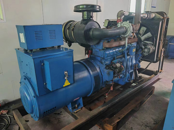 南岸100kW柴油发电机组使用多级机油有哪些优缺点？
